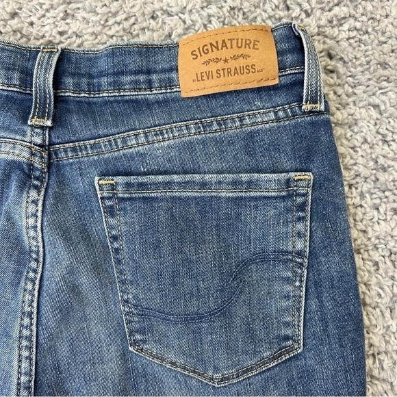 Levi's Jeans Girls 16 High Rise Super Skinny Distressed Holes Adjustable Waist - Picture 5 of 6